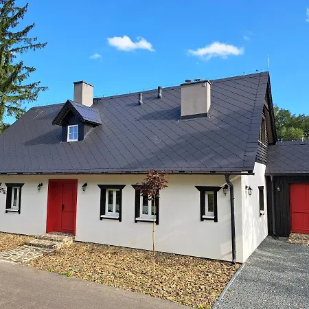 Czerwone Drzwi Apartment Stronie Slaskie Exterior photo
